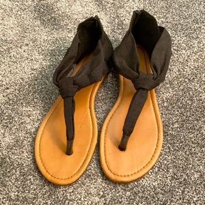 Body Central size 8 sandals